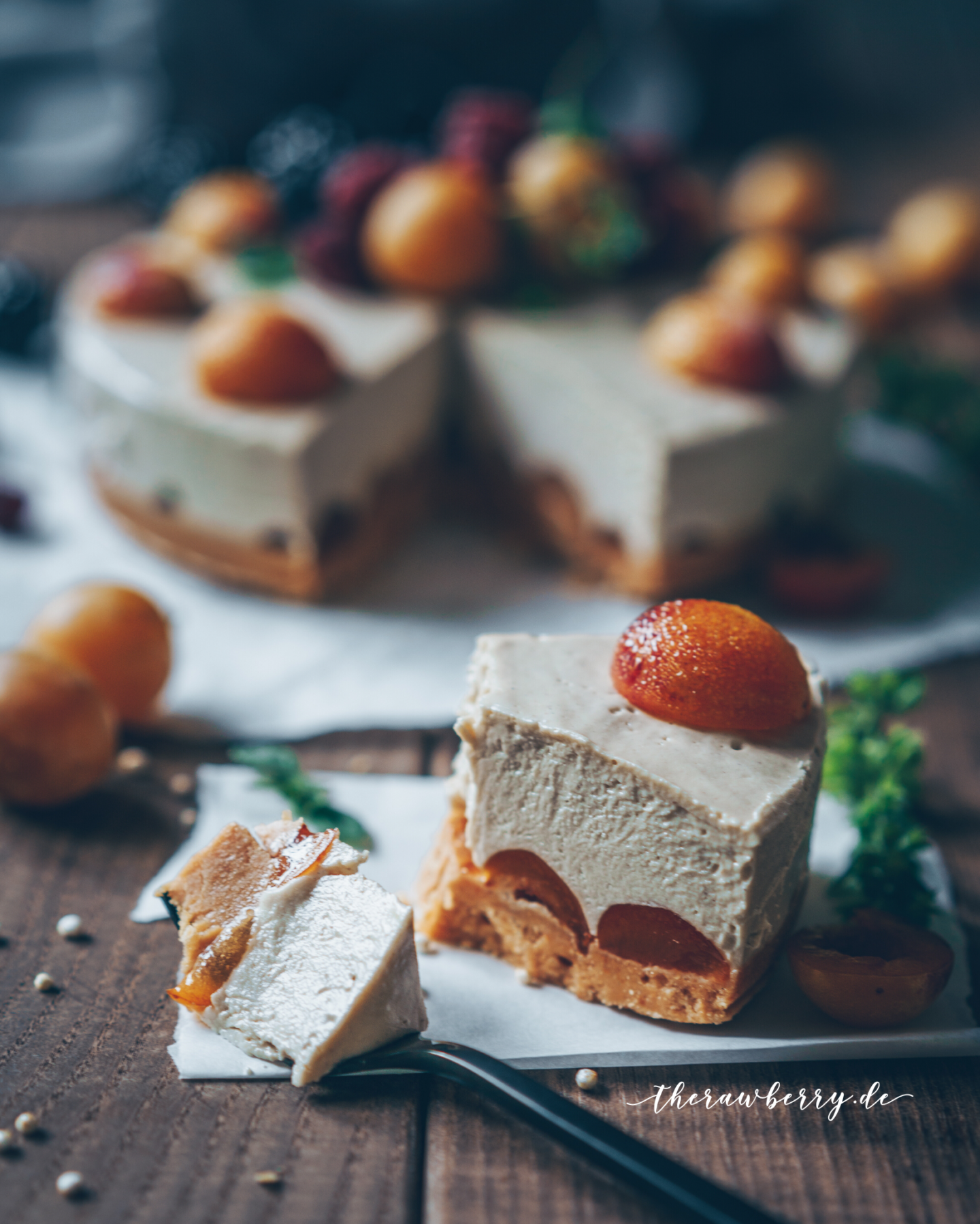 cake, raw, vegan, cheesecake, lemon, fall, autumn, delicious, clean eating, sugar free, no sugar, gluten-free, healthy, easy, raw cake, treat, dessert, food, recipe, dairy free, sugar free, orange, fruit, health, food, photographer, food styling, food stylist