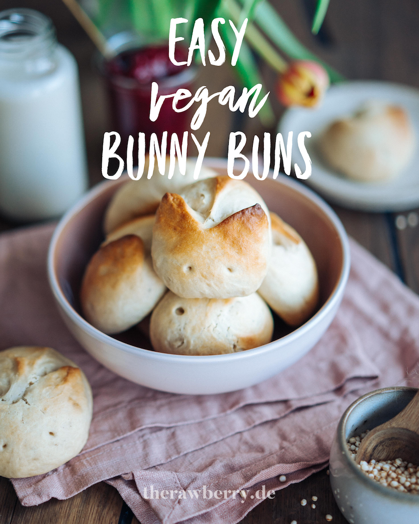 easter, bunny, buns, brötchen, lecker, delicious, easy, einfach, simple, simpel, rolls, backen, hasen, osten, häschen , baking, vegan, dairy free, lactose frei, food, foodie, dessert, milchbrötchen, milk buns, alternative, festive, brunch, table, marie dorfschmidt, therawberry, food styling, food photographer, Fotograf, essen, Nachtisch